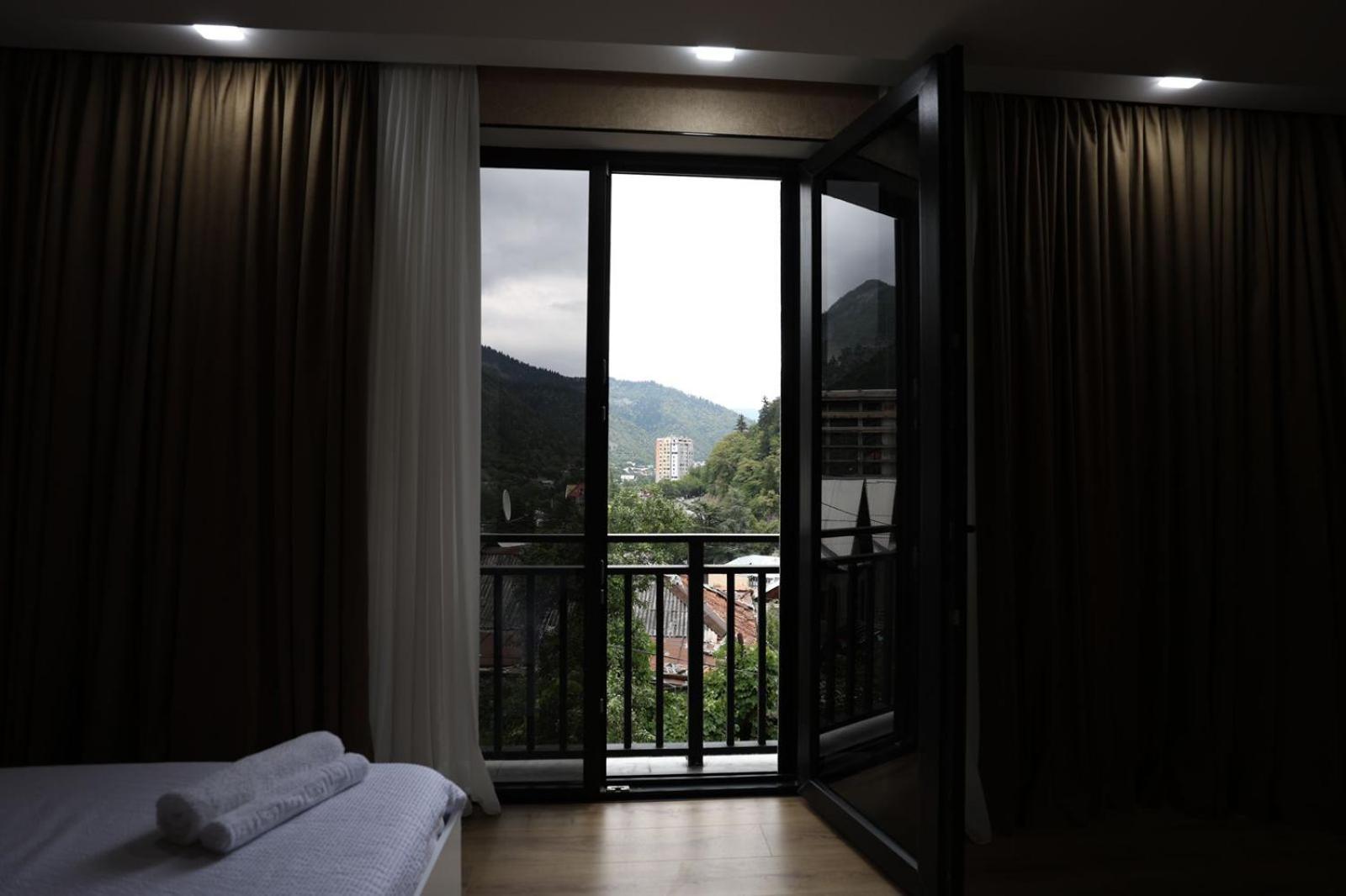 Chanko Hotel Боржоми Екстериор снимка