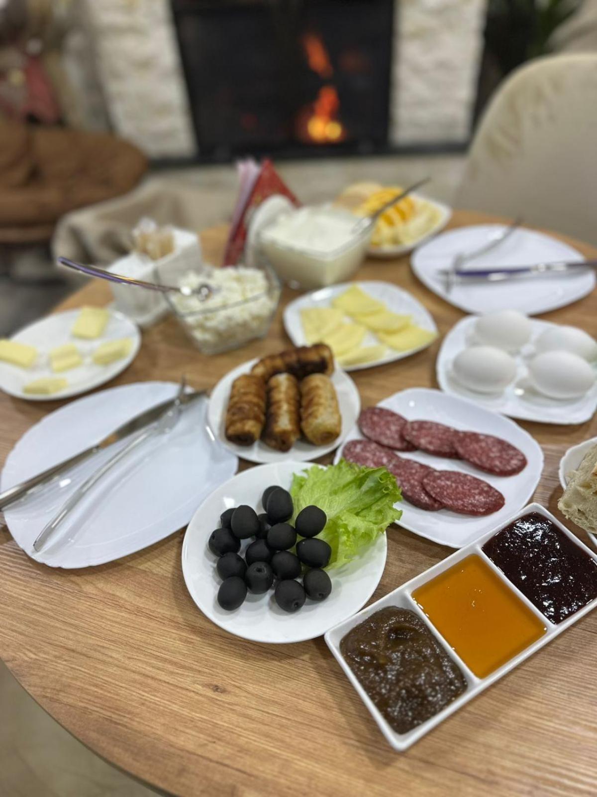 Chanko Hotel Боржоми Екстериор снимка